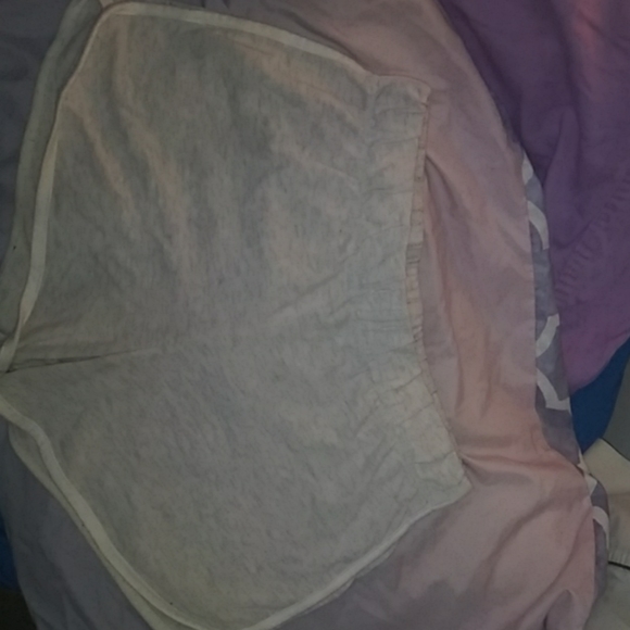 Girls shorts - Picture 1 of 1